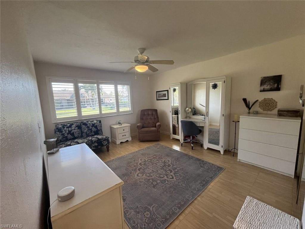 1012 51st Ter, Cape Coral, FL 33914-11
