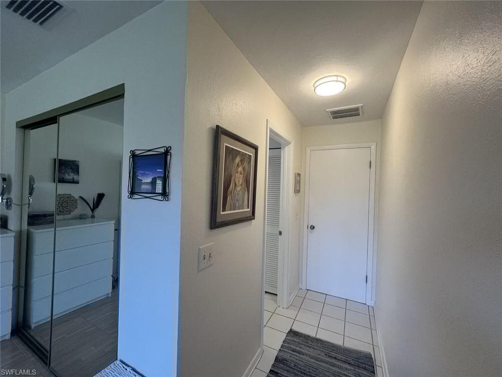 1012 51st Ter, Cape Coral, FL 33914-13