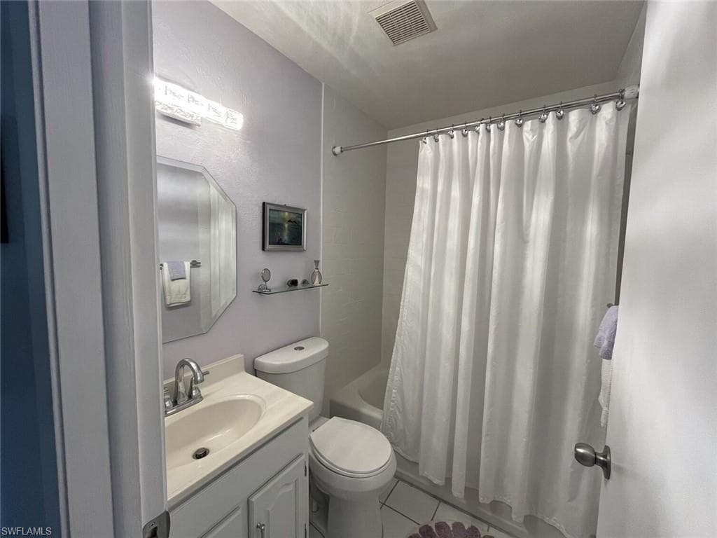 1012 51st Ter, Cape Coral, FL 33914-18