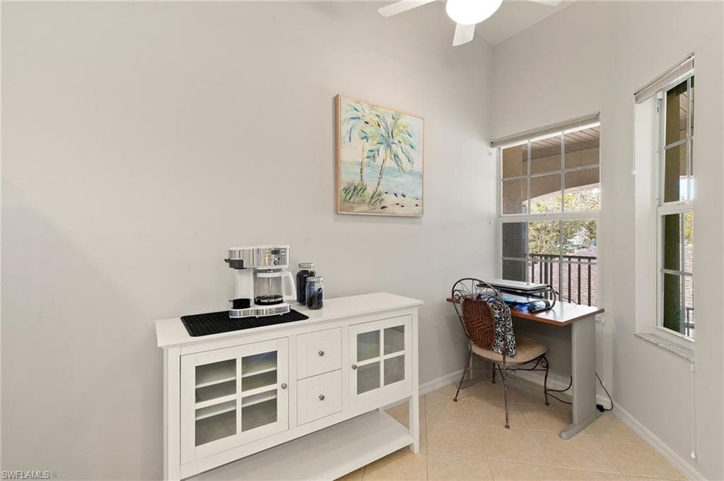 314 Newport Dr 1605, Naples, FL 34114-14