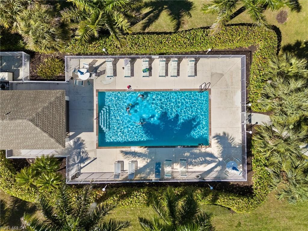 314 Newport Dr 1605, Naples, FL 34114-36
