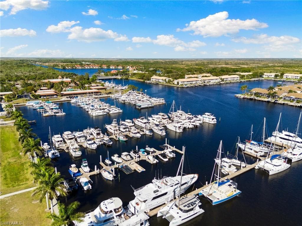 314 Newport Dr 1605, Naples, FL 34114-38