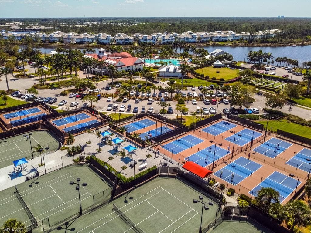 6867 Saona Ct, Naples, FL 34113-46