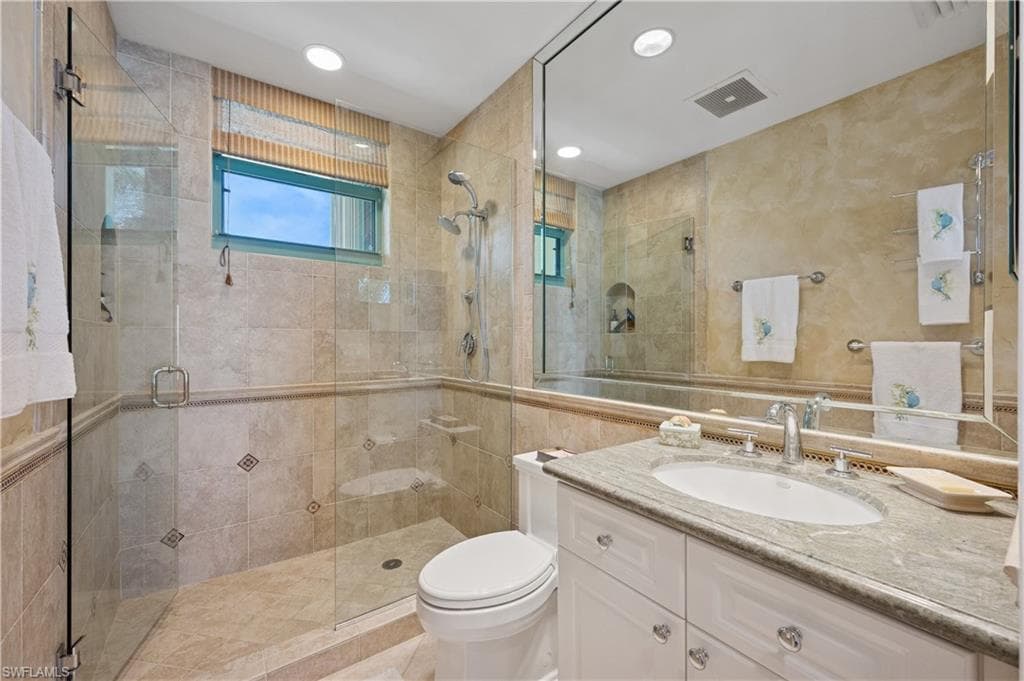 1079 Bald Eagle Dr N402, Marco Island, FL 34145-16