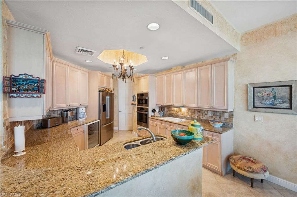 1079 Bald Eagle Dr N402, Marco Island, FL 34145-35