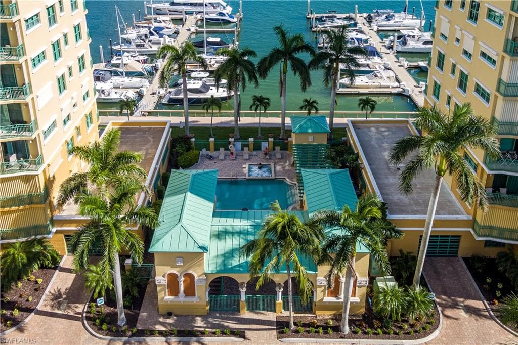1079 Bald Eagle Dr N402, Marco Island, FL 34145-47