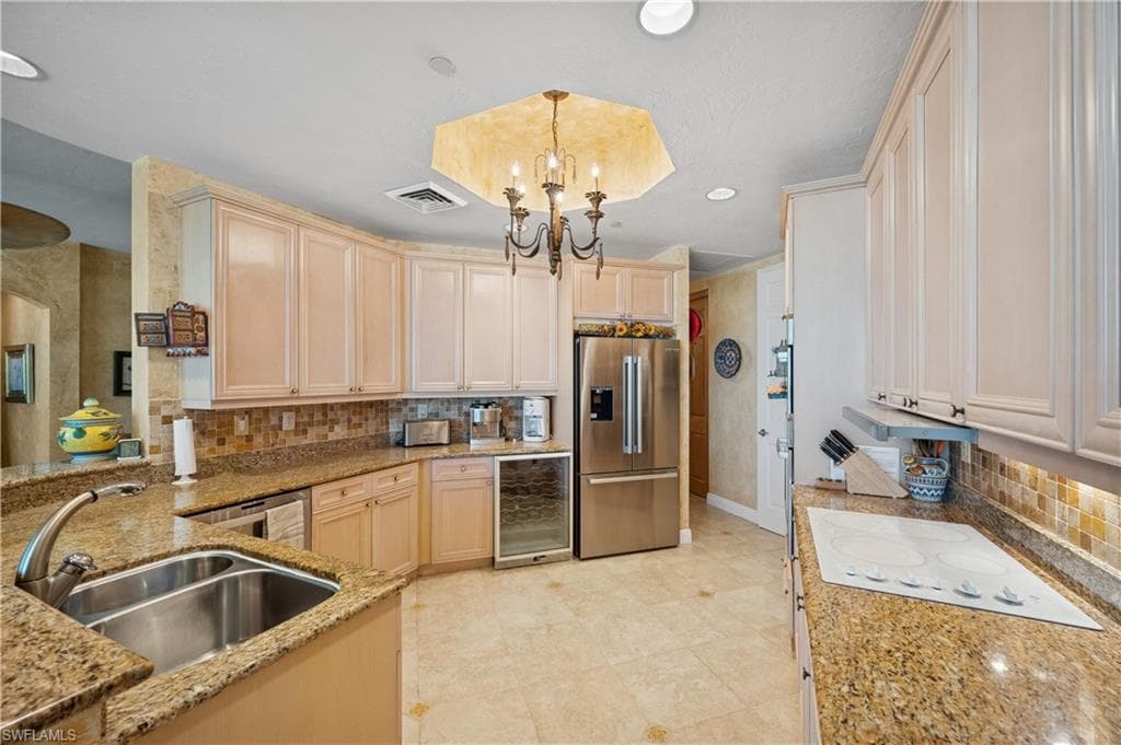 1079 Bald Eagle Dr N402, Marco Island, FL 34145-4