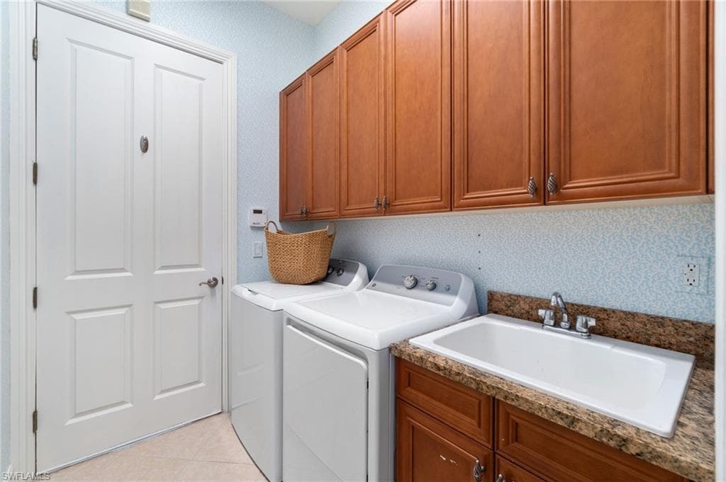 7692 Cottesmore Dr, Naples, FL 34113-31
