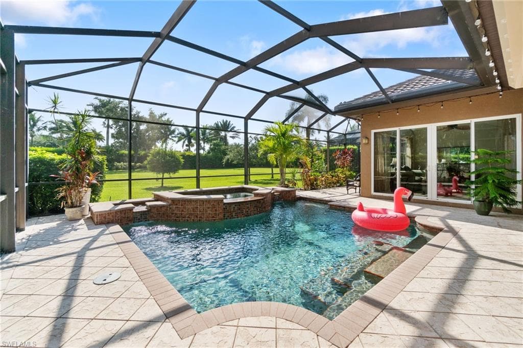 7692 Cottesmore Dr, Naples, FL 34113-35