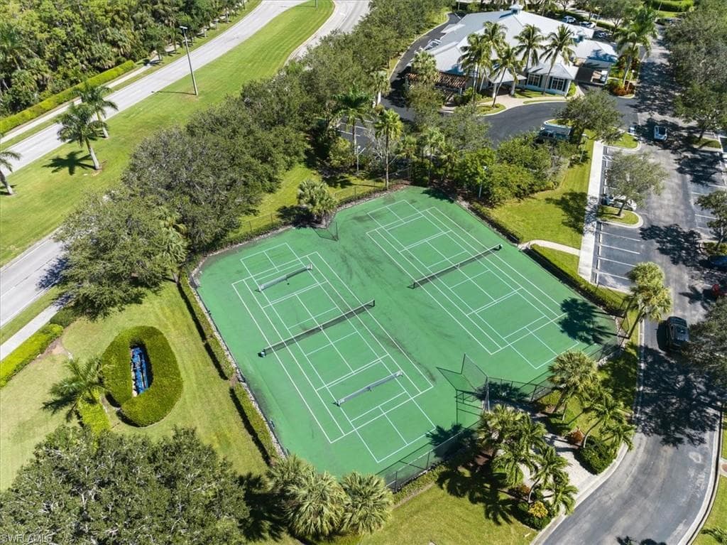 7692 Cottesmore Dr, Naples, FL 34113-45