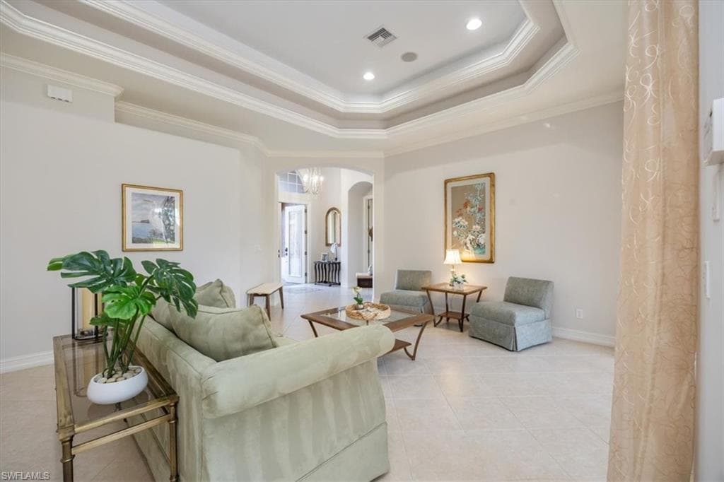 7692 Cottesmore Dr, Naples, FL 34113-6