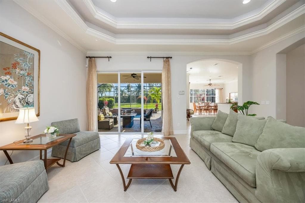 7692 Cottesmore Dr, Naples, FL 34113-8
