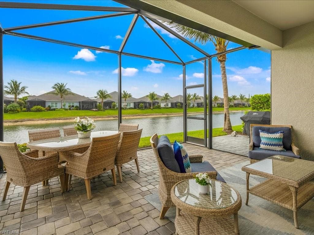 2182 Marquesa Cir S, Naples, FL 34112-10