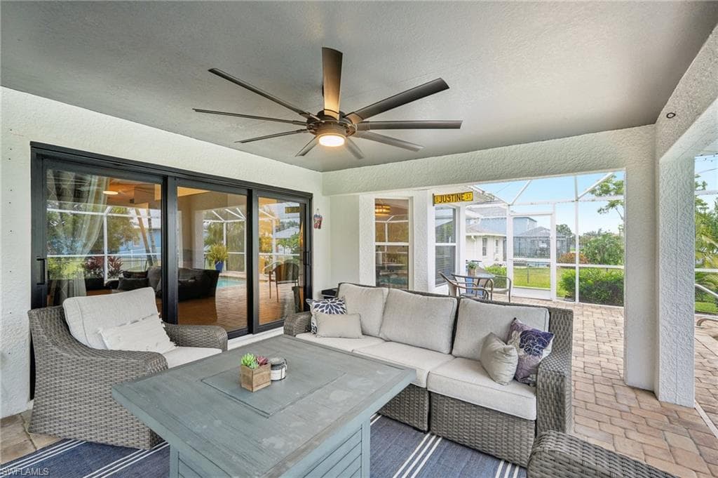 3717 Agualinda Blvd, Cape Coral, FL 33914-33