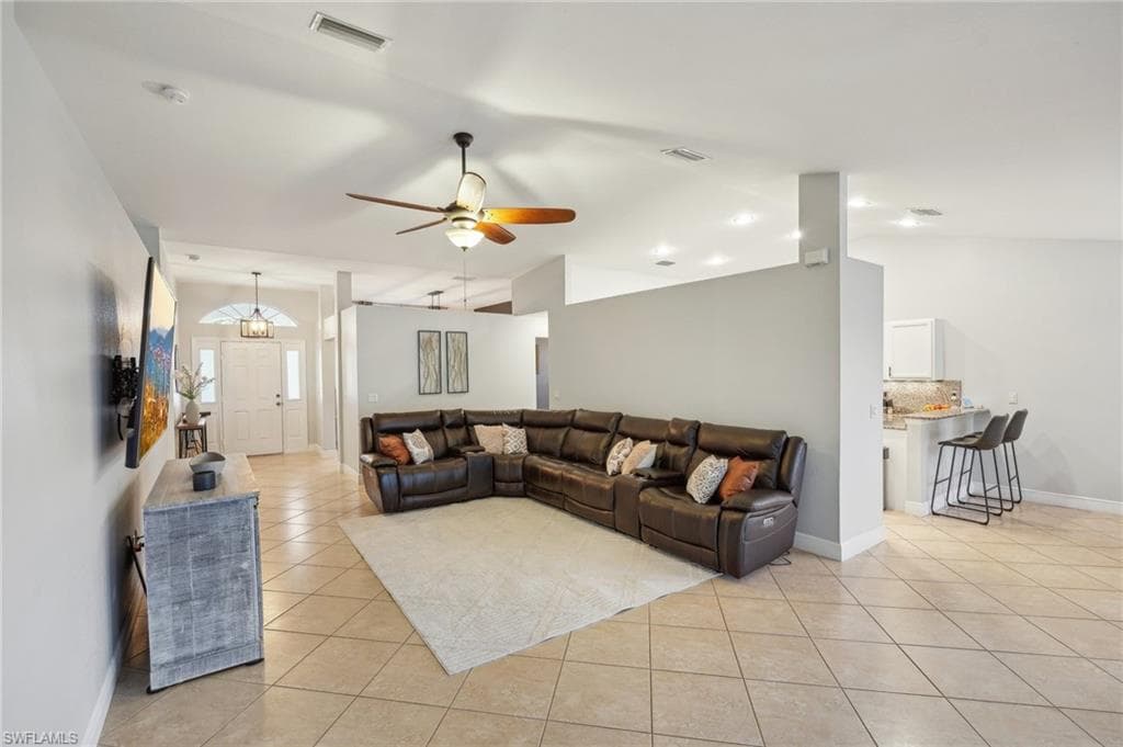 3717 Agualinda Blvd, Cape Coral, FL 33914-6