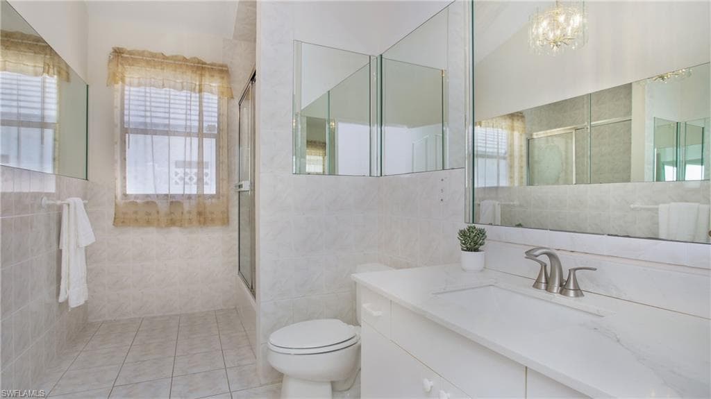 594 108th Ave N, Naples, FL 34108-24