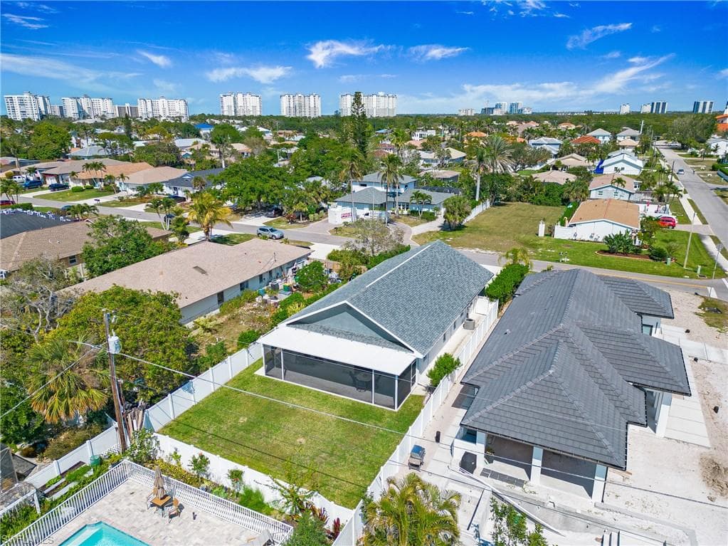 594 108th Ave N, Naples, FL 34108-46