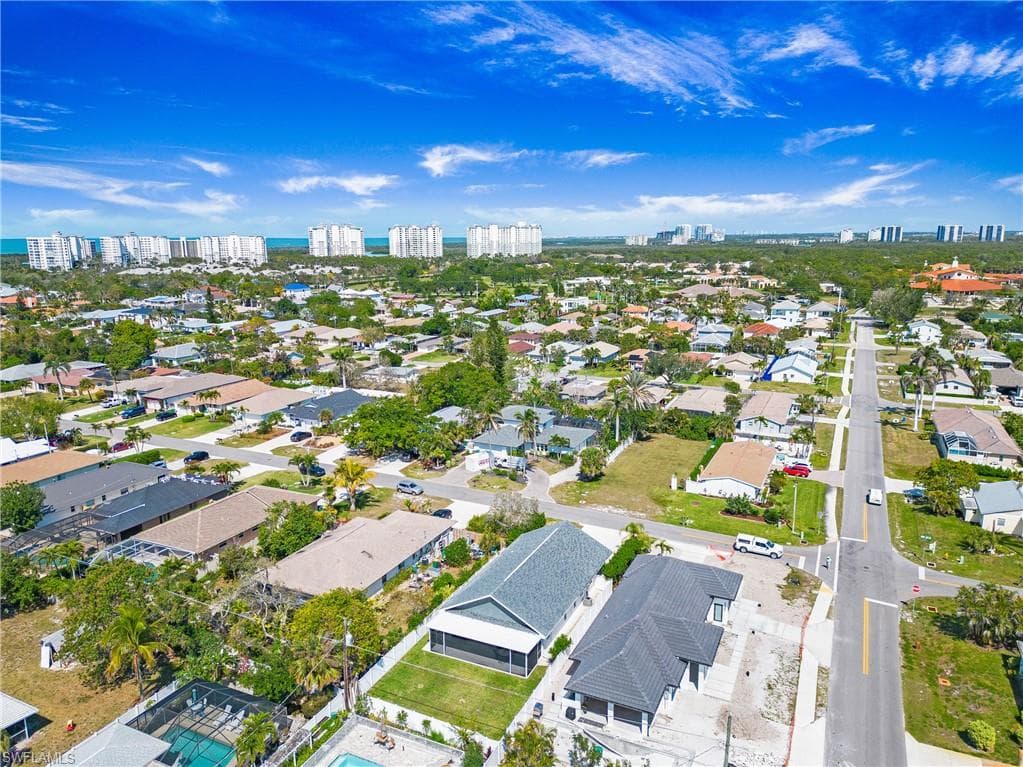 594 108th Ave N, Naples, FL 34108-49
