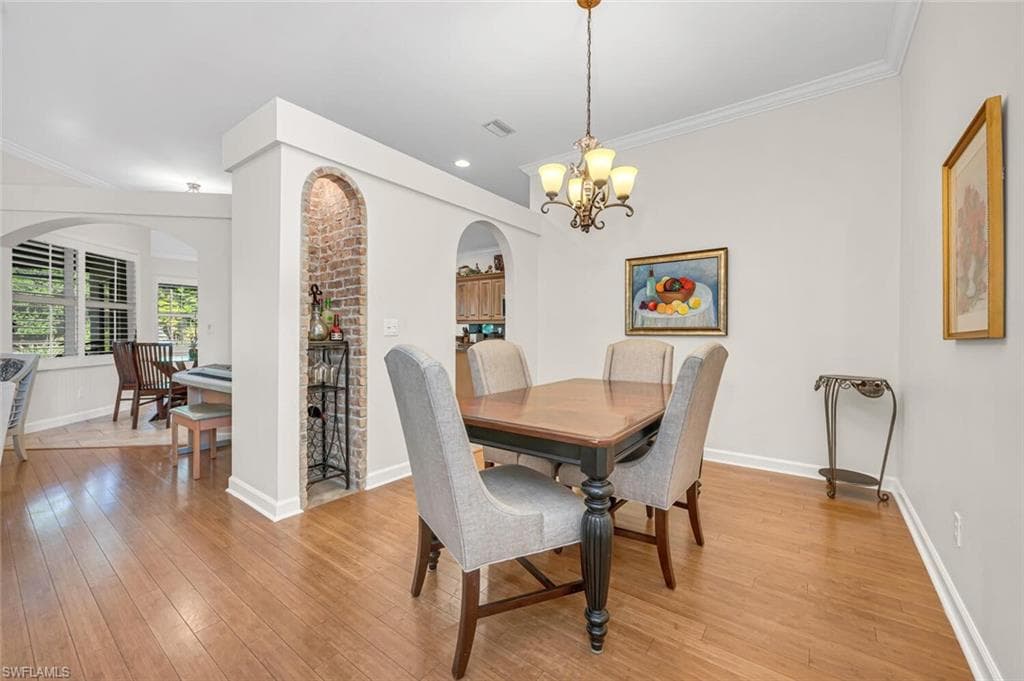 6671 Mangrove Way, Naples, FL 34109-10