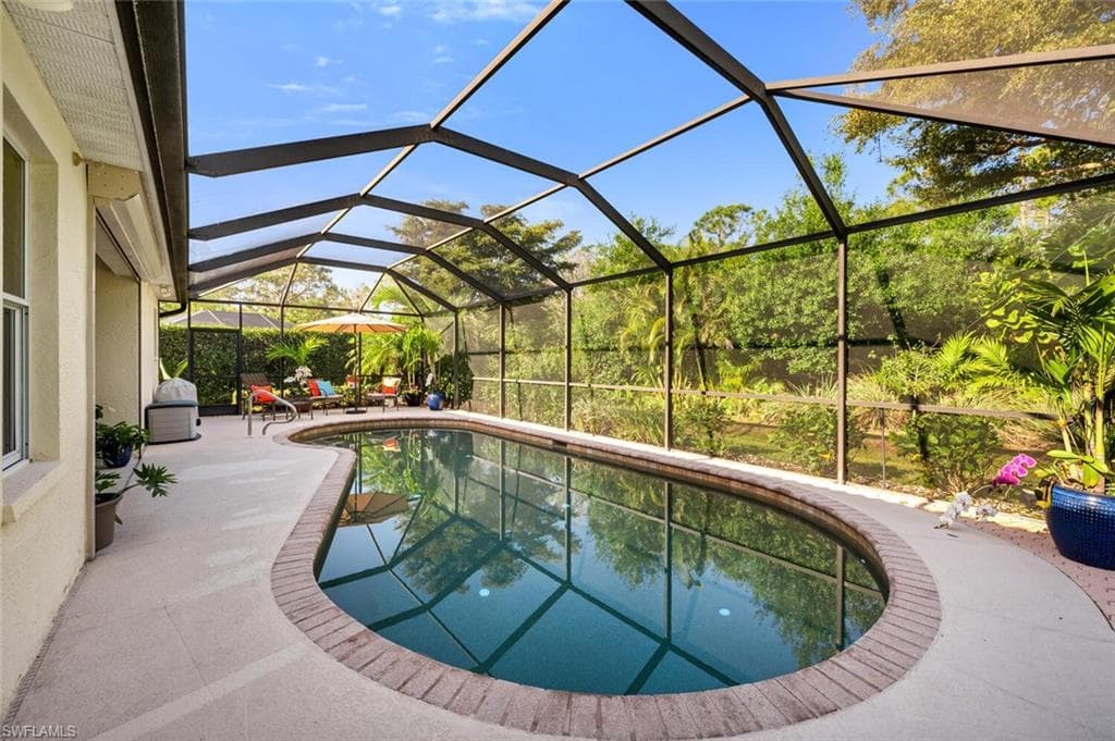 6671 Mangrove Way, Naples, FL 34109-19