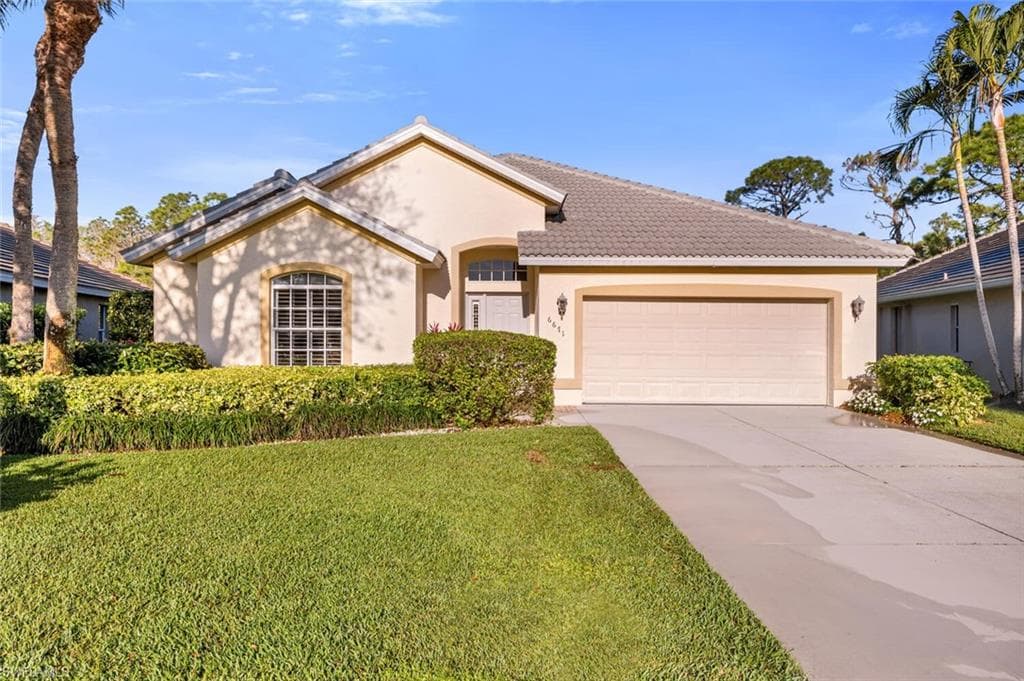 6671 Mangrove Way, Naples, FL 34109-2