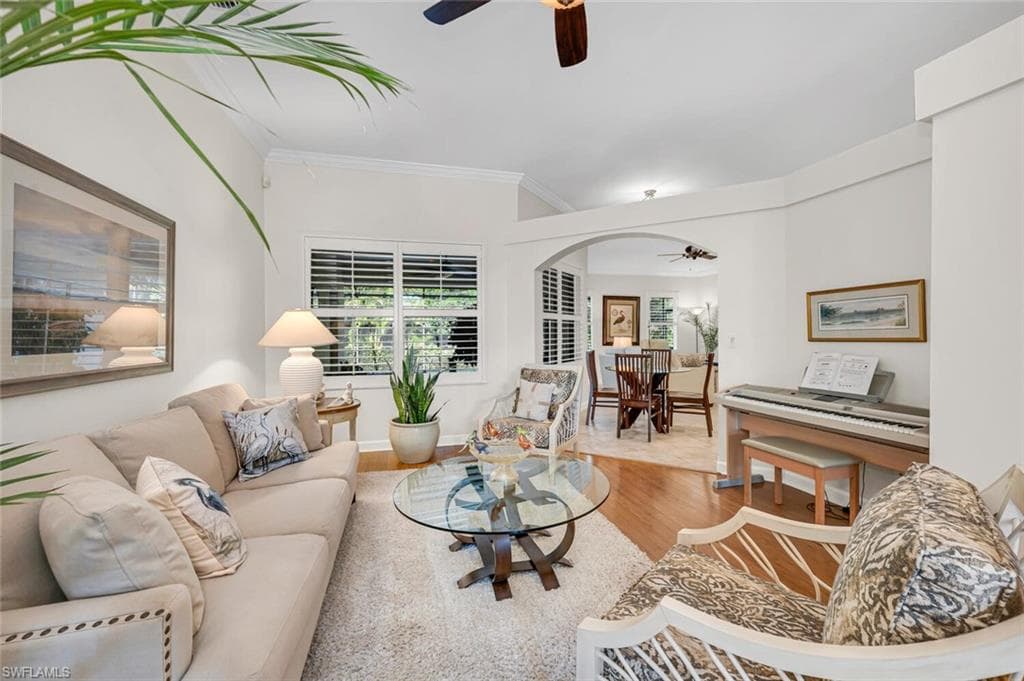 6671 Mangrove Way, Naples, FL 34109-4