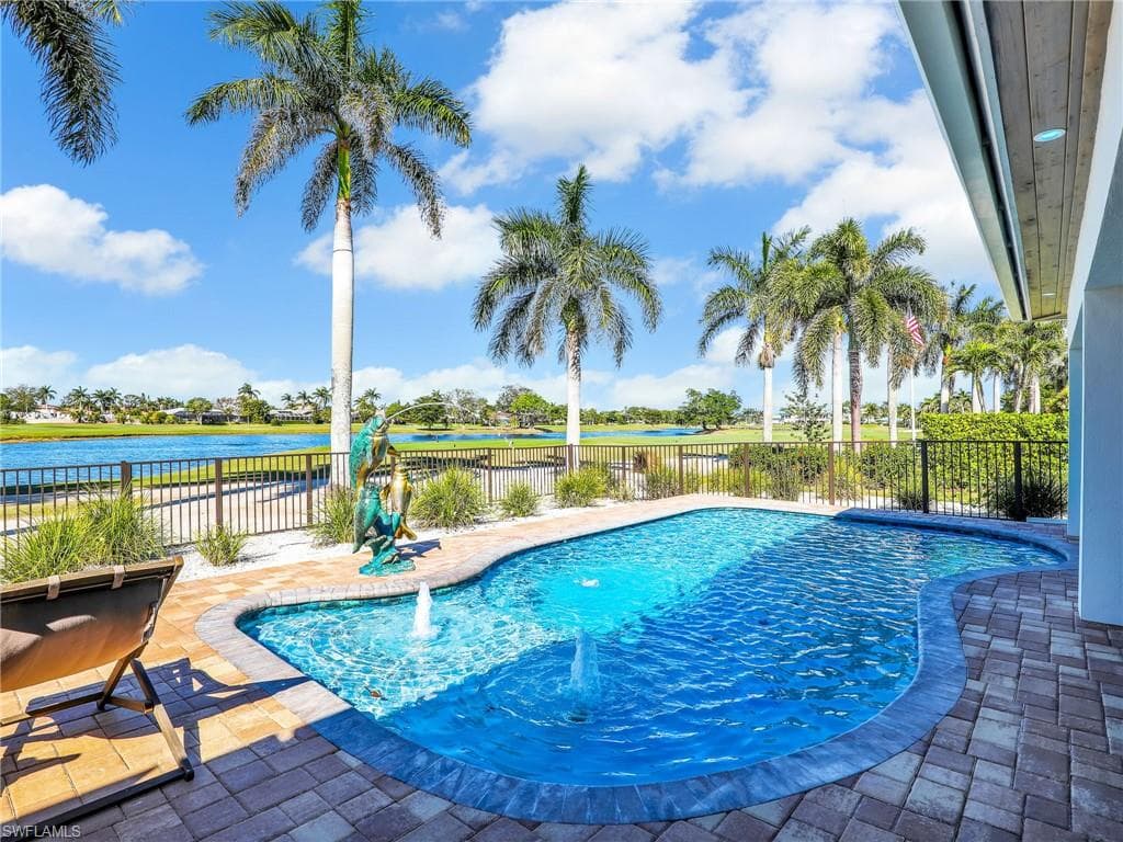 356 Nassau Ct, Marco Island, FL 34145-27