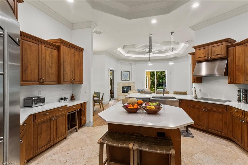 4747 7th Ave SW, Naples, FL 34119-10