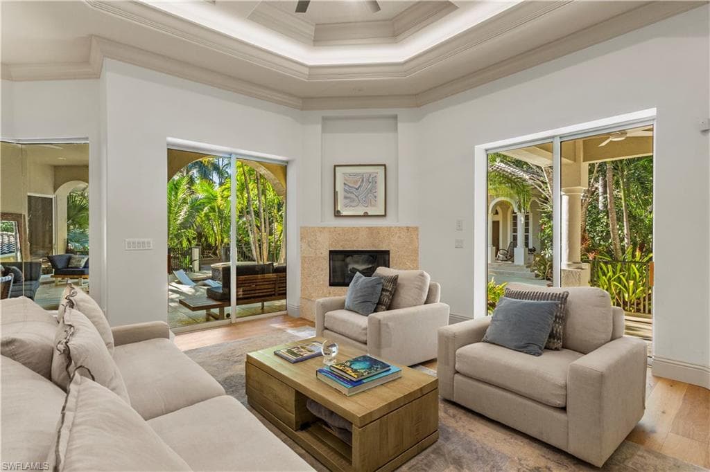 4747 7th Ave SW, Naples, FL 34119-16