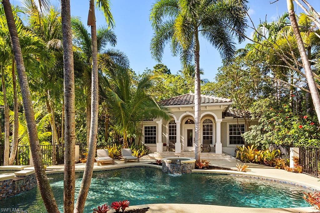 4747 7th Ave SW, Naples, FL 34119-22