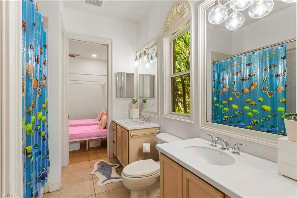 4747 7th Ave SW, Naples, FL 34119-26