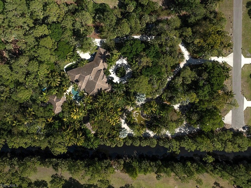 4747 7th Ave SW, Naples, FL 34119-51