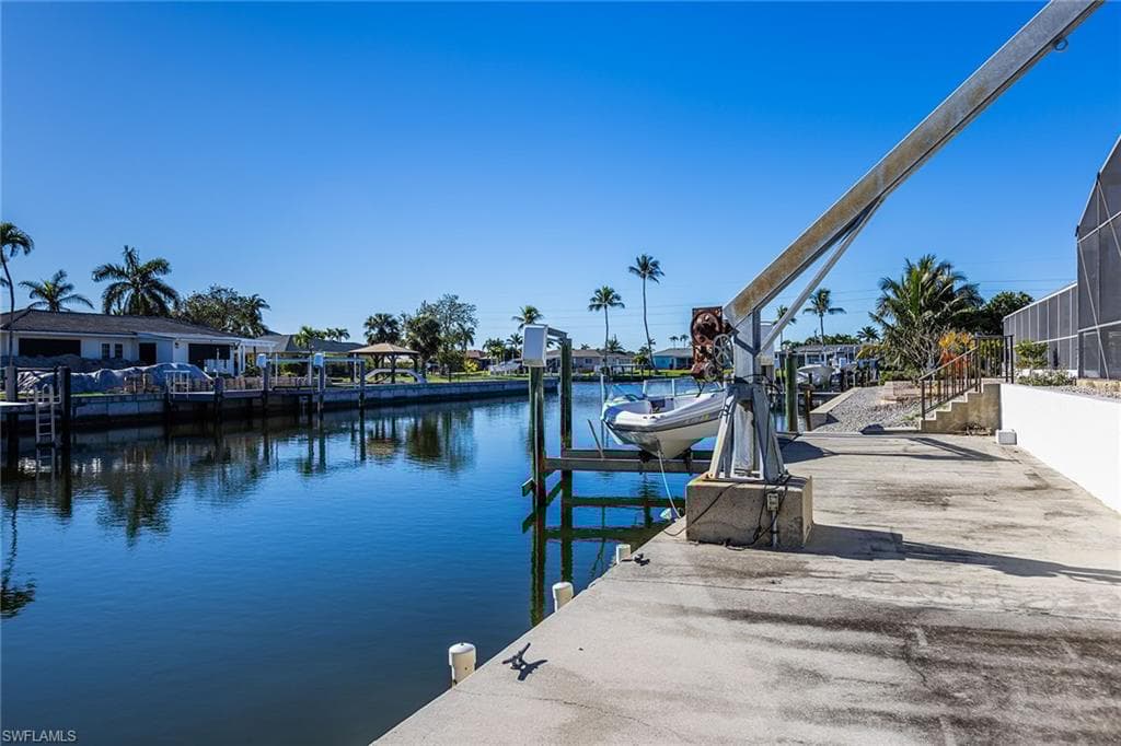 828 Barfield Dr, Marco Island, FL 34145-22