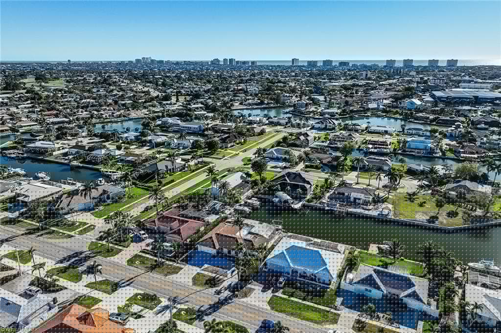 828 Barfield Dr, Marco Island, FL 34145-24
