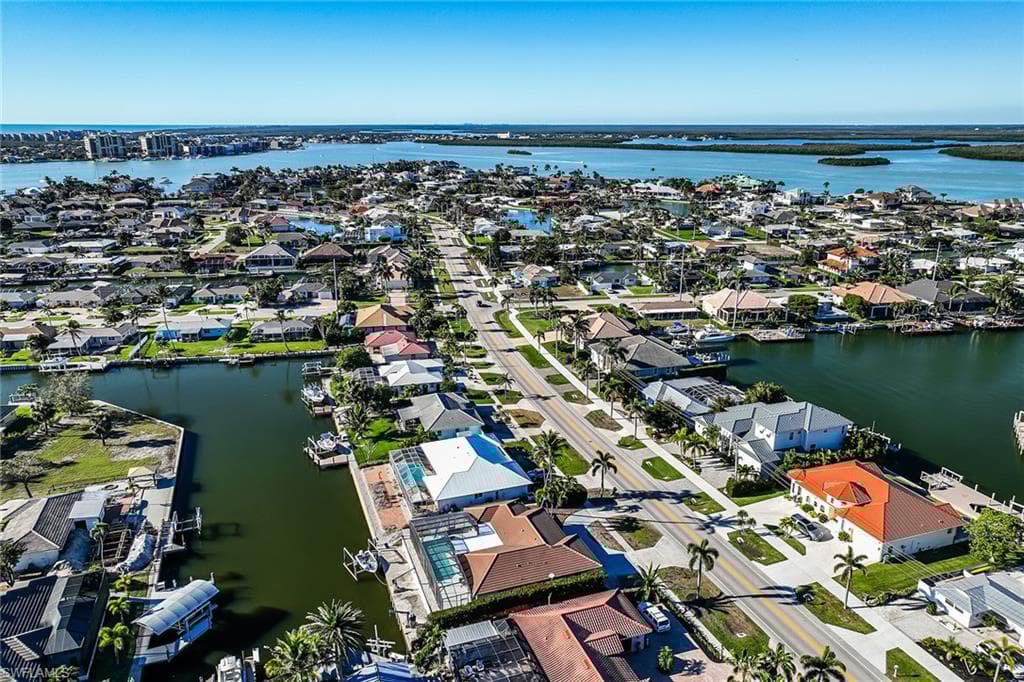 828 Barfield Dr, Marco Island, FL 34145-28