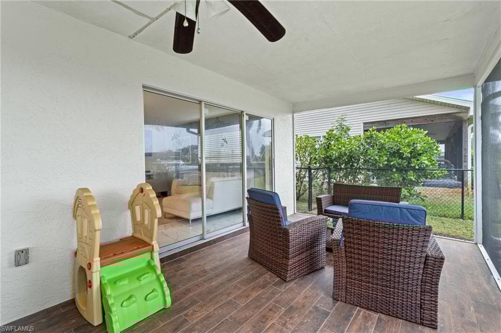 2226 Santiago Ave, Fort Myers, FL 33905-32