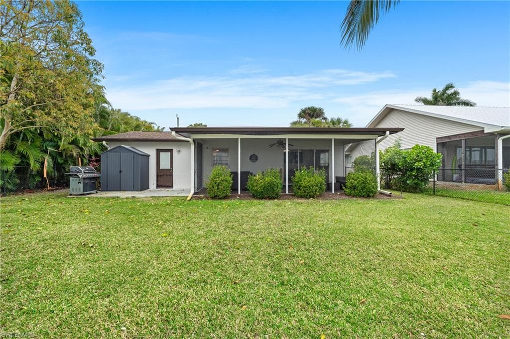 2226 Santiago Ave, Fort Myers, FL 33905-37