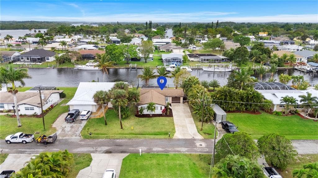 2226 Santiago Ave, Fort Myers, FL 33905-39