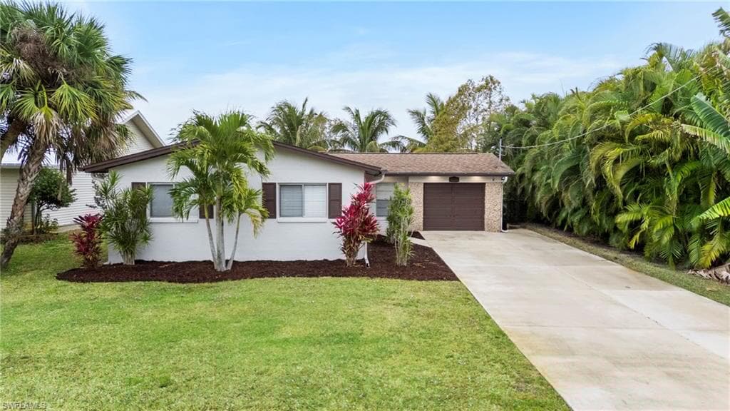 2226 Santiago Ave, Fort Myers, FL 33905-7