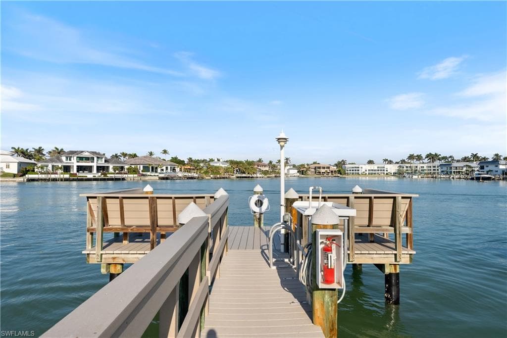 3000 Gulf Shore Blvd N 215, Naples, FL 34103-27