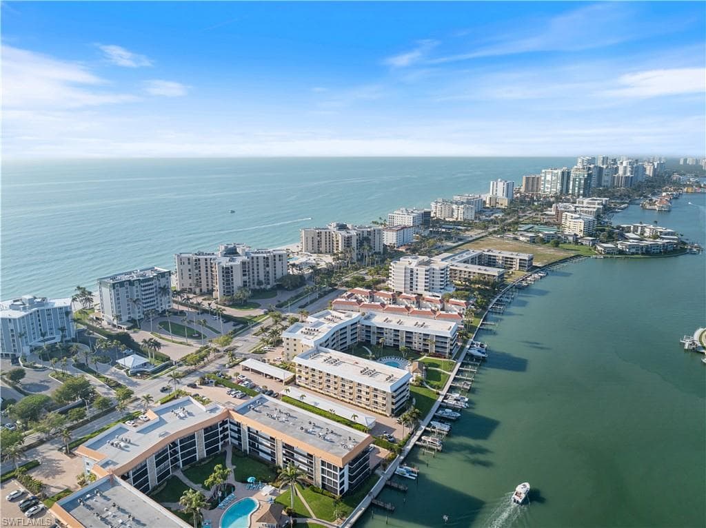 3000 Gulf Shore Blvd N 215, Naples, FL 34103-29