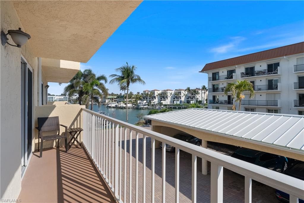 3000 Gulf Shore Blvd N 215, Naples, FL 34103-31