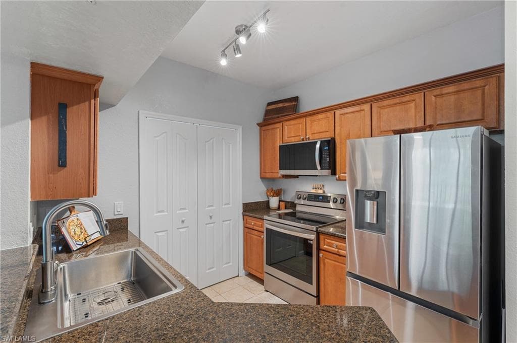 12965 Positano Cir 304, Naples, FL 34105-15