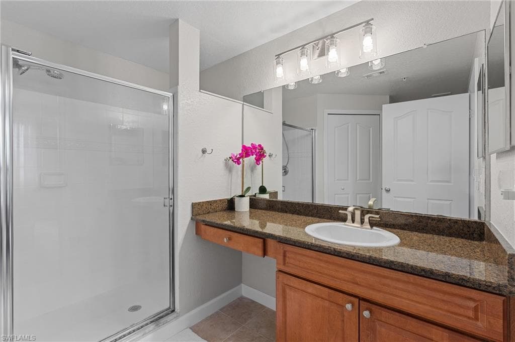 12965 Positano Cir 304, Naples, FL 34105-25