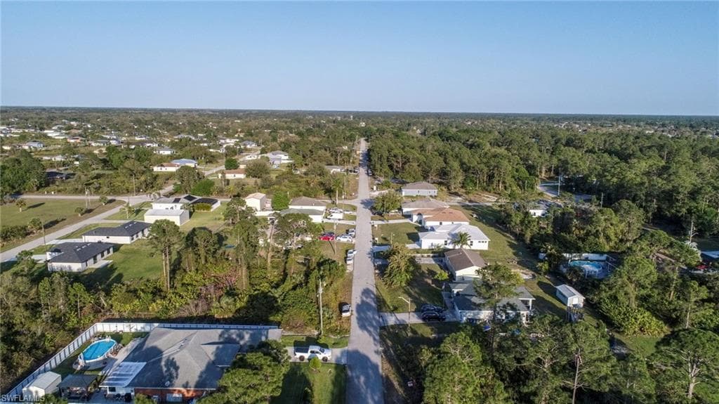 3003 52nd St W, Lehigh Acres, FL 33971-38