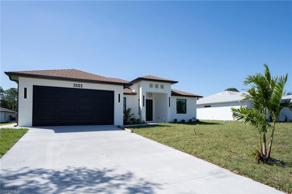 3003 52nd St W, Lehigh Acres, FL 33971-3