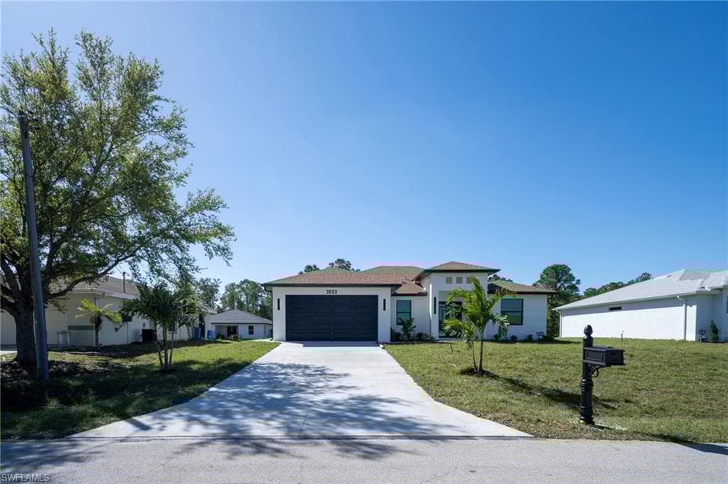 3003 52nd St W, Lehigh Acres, FL 33971-5