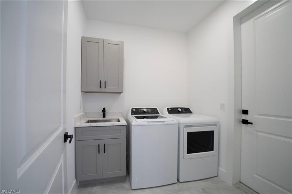 3005 52nd St W, Lehigh Acres, FL 33971-17