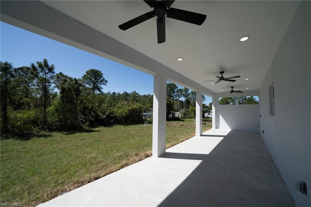 3005 52nd St W, Lehigh Acres, FL 33971-29