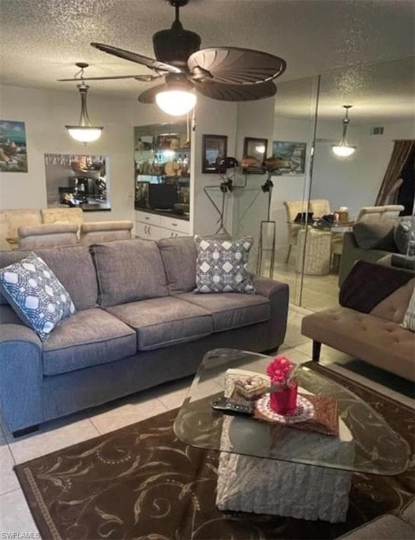 163 Palm Dr 2878, Naples, FL 34112-9